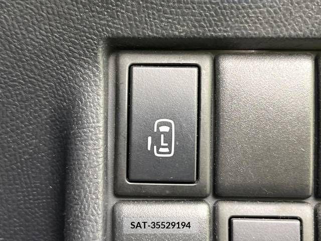 Nissan ROOX 2009-12 257280-3