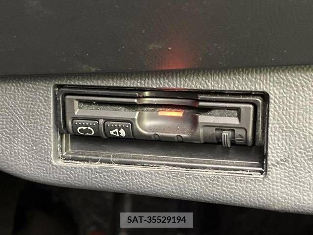 Nissan ROOX 2009-12 257280-4