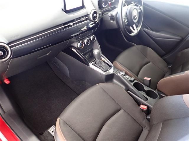 Mazda MAZDA2 2019-11 181762-26
