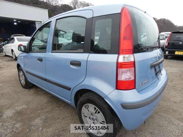Fiat PANDA 2007-09 250256-2