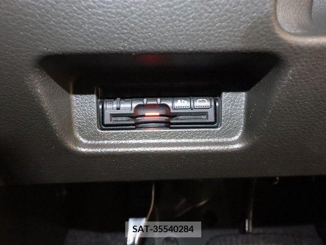Nissan CUBE 2014-05 206763-11