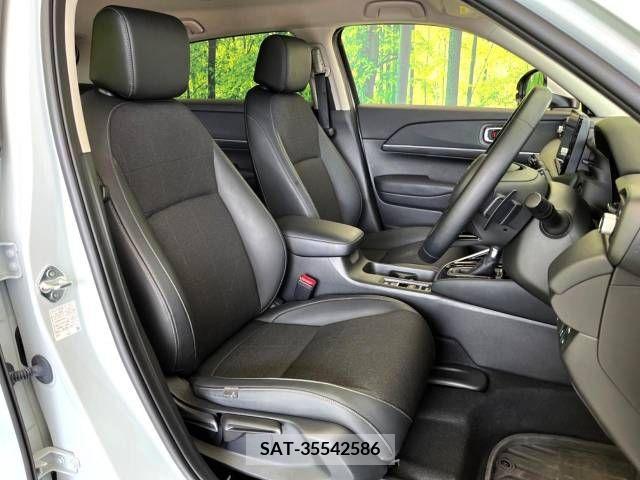 Honda VEZEL 2021-06 369952-8