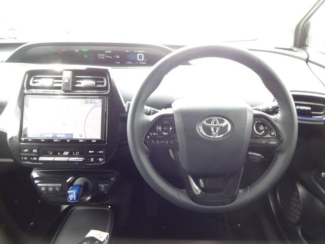Toyota PRIUS 2020-01 7761-8