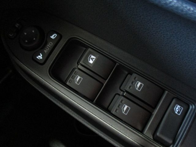 Daihatsu TANTO CUSTOM 2023-03 517-19