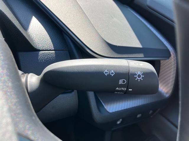 Toyota PRIUS 2023-10 13327-21