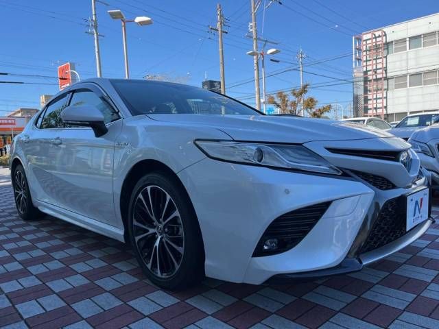 Toyota CAMRY HYBRID 2019-03 183236-16