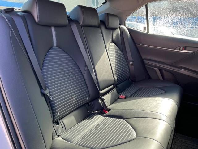 Toyota CAMRY HYBRID 2019-03 183236-9