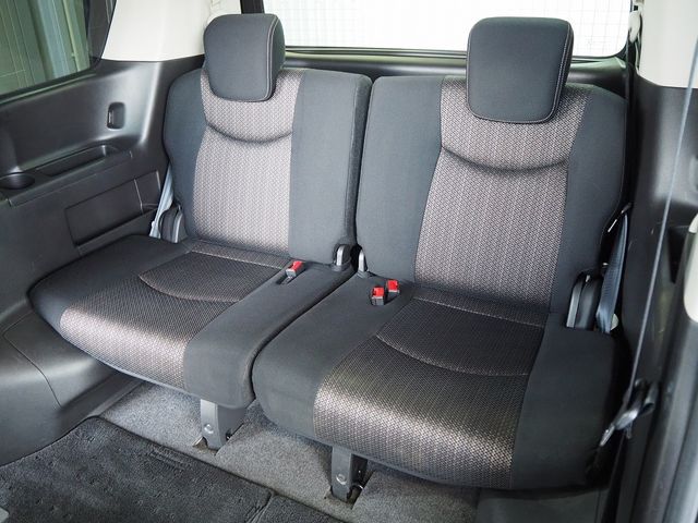 Nissan SERENA 2014-10 9034-11