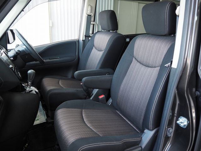 Nissan SERENA 2014-10 9034-8