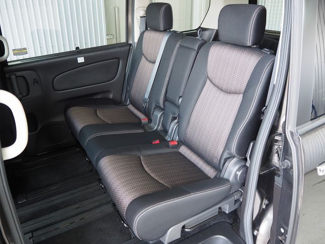 Nissan SERENA 2014-10 9034-10