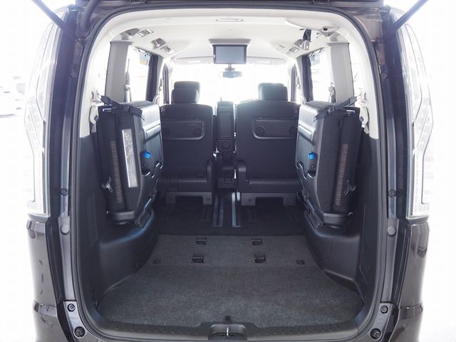 Nissan SERENA 2014-10 9034-12