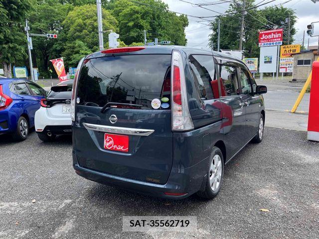 Nissan SERENA 2011-03 284325-1