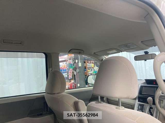Toyota NOAH 2010-04 224021-8