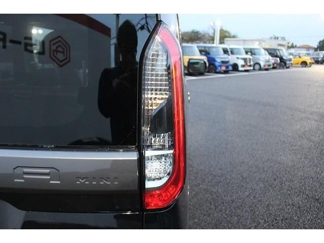 Mitsubishi DELICA MINI 2023-08 15537-5