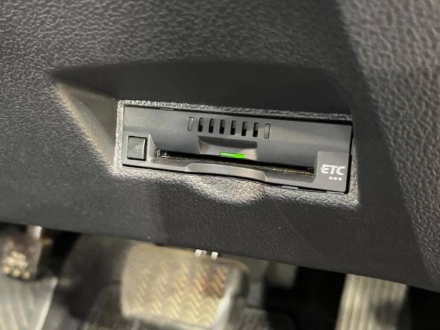 Toyota PRIUS 2017-03 191372-6