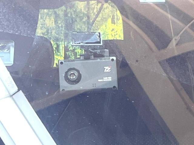 Toyota VOXY 2021-01 188039-7