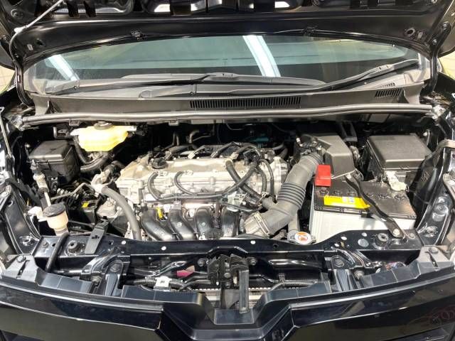 Toyota VOXY 2021-01 188039-19