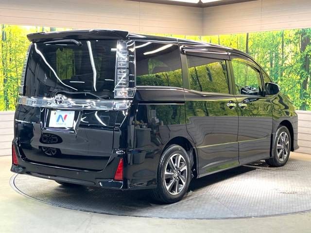 Toyota VOXY 2021-01 188039-18