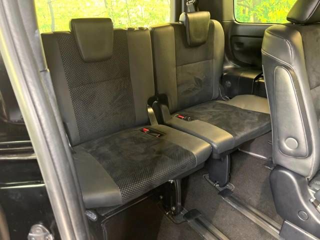 Toyota VOXY 2021-01 188039-10