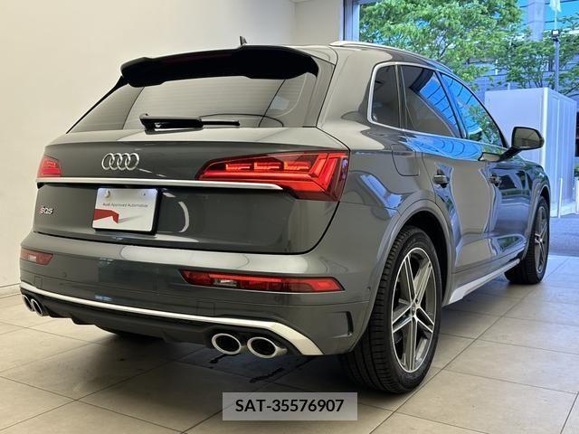 Audi SQ5 2021-06 261388-1