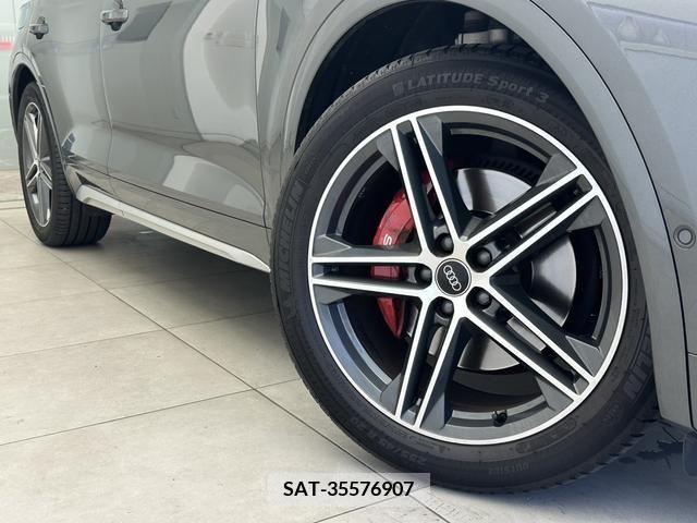 Audi SQ5 2021-06 261388-6