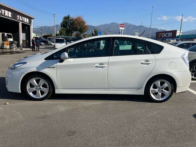 Toyota PRIUS 2010-08 29201-8
