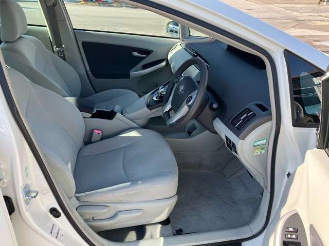 Toyota PRIUS 2010-08 29201-11