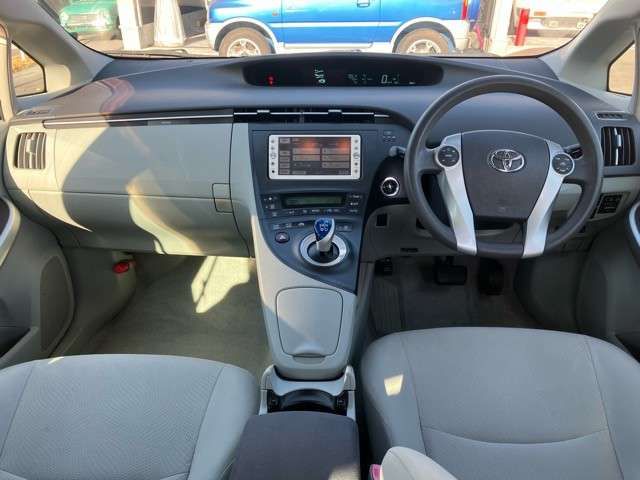 Toyota PRIUS 2010-08 29201-10