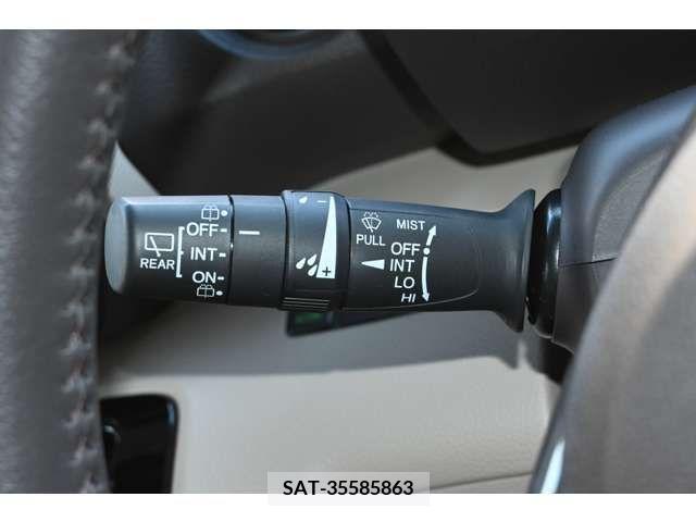 Honda N BOX 2019-02 216693-17