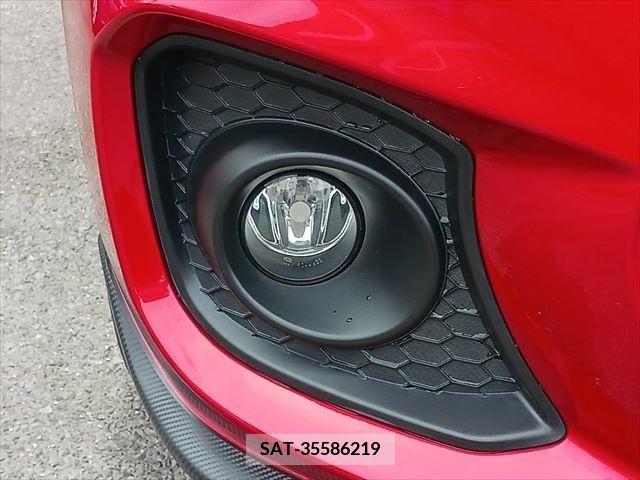 Suzuki SWIFT 2021-12 381965-25