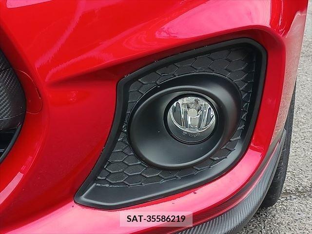 Suzuki SWIFT 2021-12 381965-23