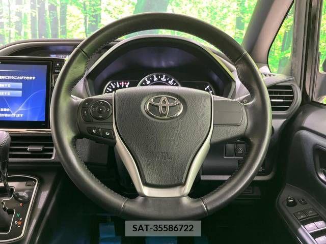 Toyota VOXY 2015-12 370394-12
