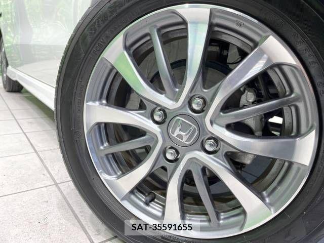 Honda N BOX CUSTOM 2021-12 212542-13