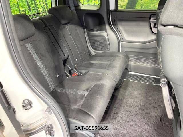 Honda N BOX CUSTOM 2021-12 212542-9