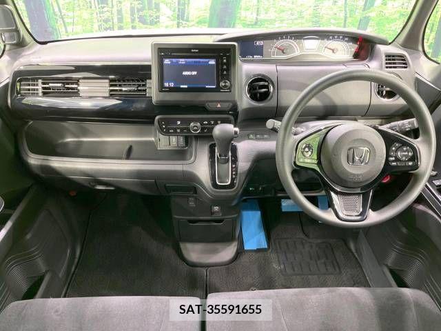 Honda N BOX CUSTOM 2021-12 212542-1