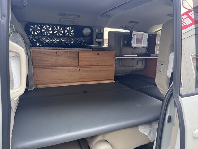 Mitsubishi DELICA D5 2017-06 25058-16