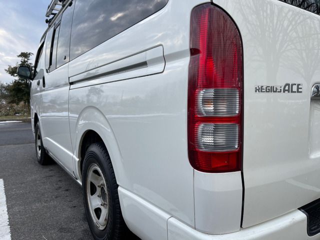 Toyota REGIUSACE VAN 2013-01 1669-18