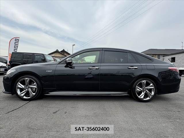 Toyota CROWN SEDAN 2019-03 295398-10
