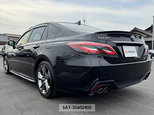 Toyota CROWN SEDAN 2019-03 295398-12