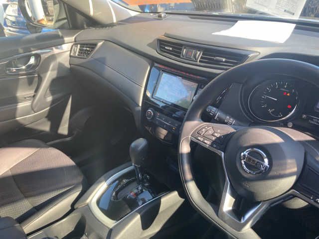 Nissan X-TRAIL 2019-01 14992-1