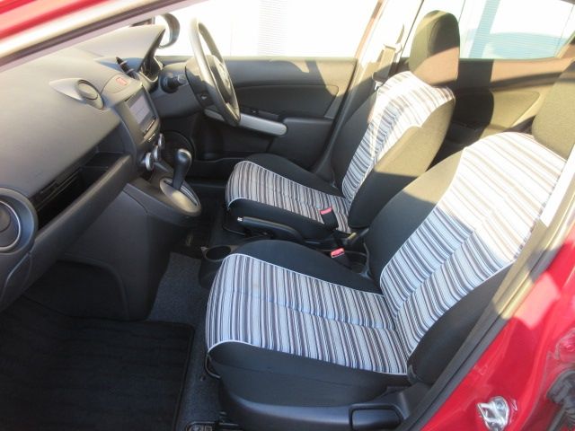 Mazda DEMIO 2013-02 20561-4