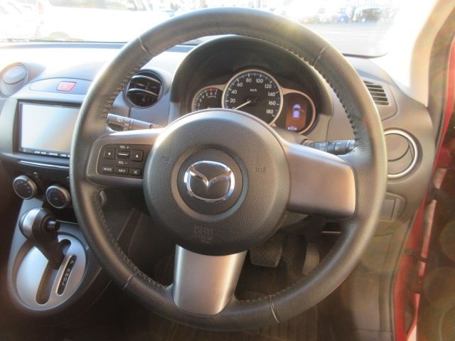 Mazda DEMIO 2013-02 20561-23
