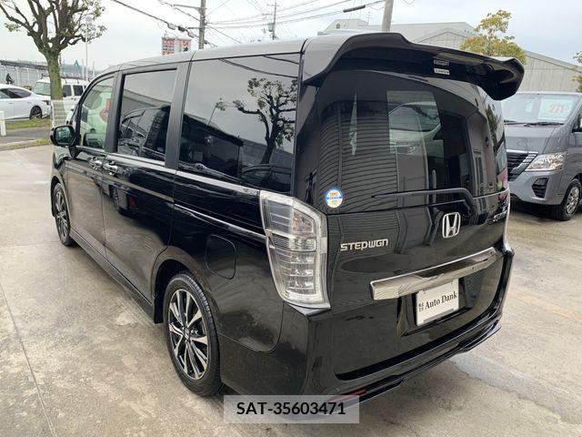 Honda STEP WGN 2013-06 231776-1