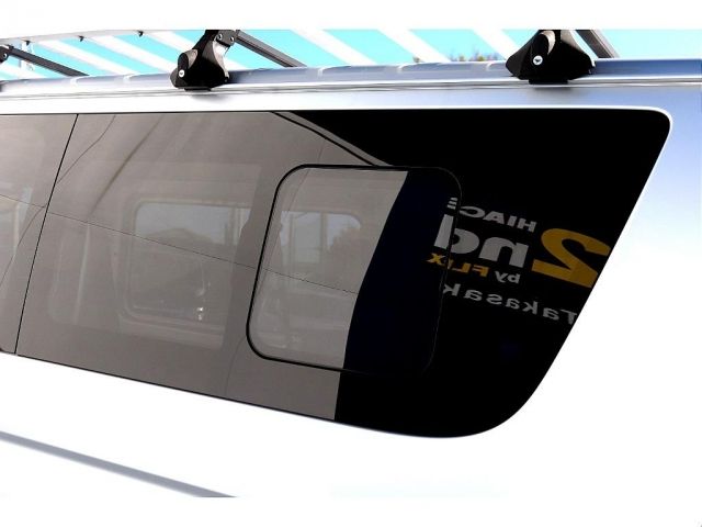 Toyota HIACE VAN 2018-01 183352-9
