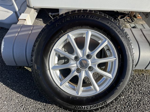 Nissan NOTE 2017-08 182797-29