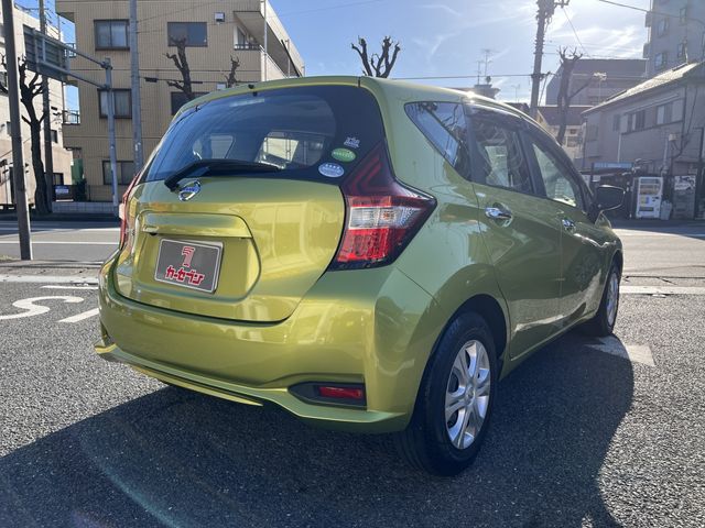 Nissan NOTE 2017-08 182797-4