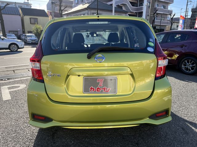 Nissan NOTE 2017-08 182797-5