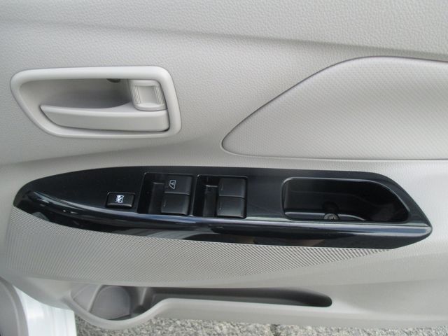 Mitsubishi EK WAGON 2014-04 9195-23