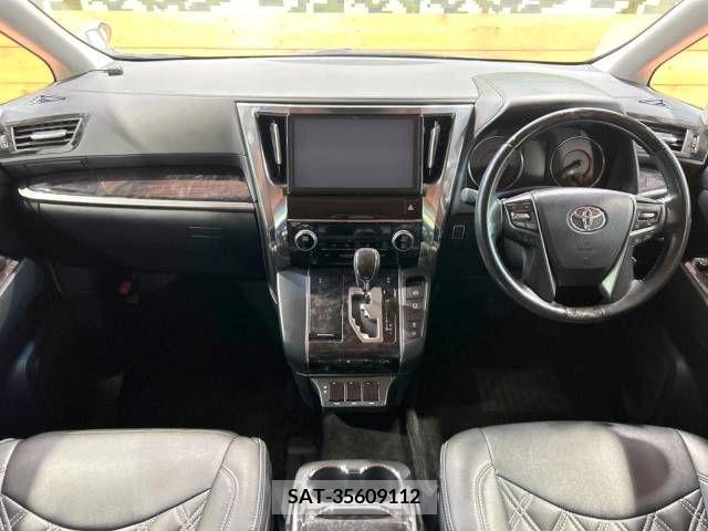 Toyota ALPHARD 2018-08 389016-1