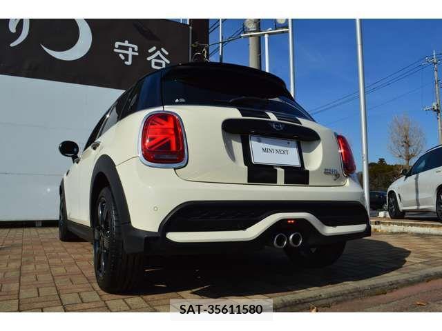 Bmw MINI 2022-04 222477-10